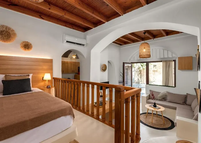 Voyaz Boutique & -old Town *